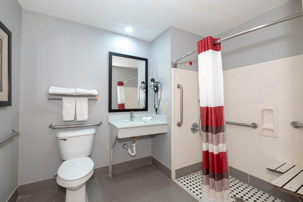 Rodeway Inn Brandon Buitenkant foto