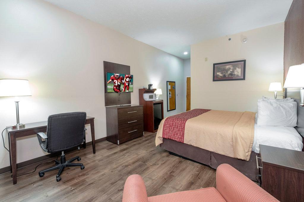 Rodeway Inn Brandon Buitenkant foto