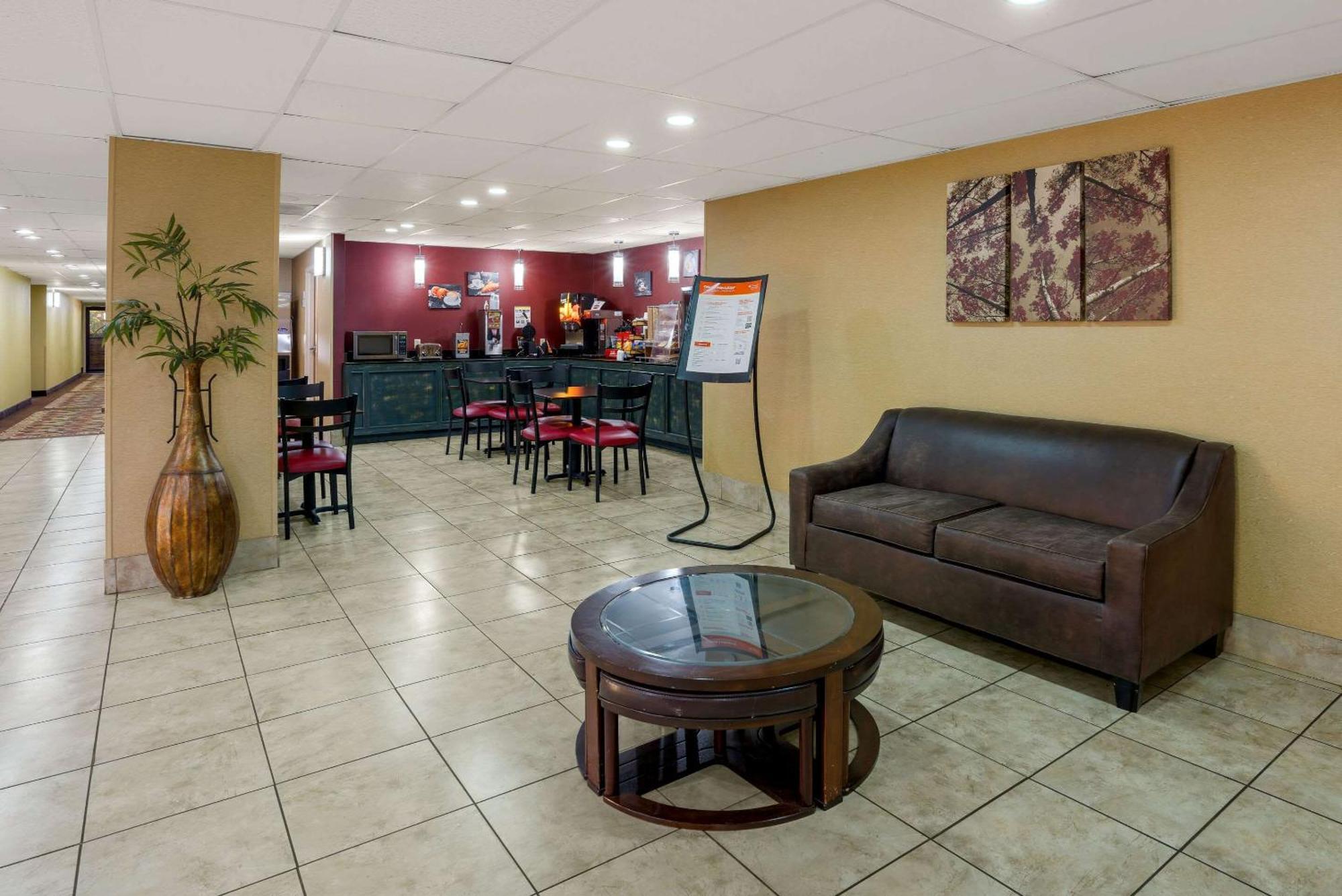 Rodeway Inn Brandon Buitenkant foto