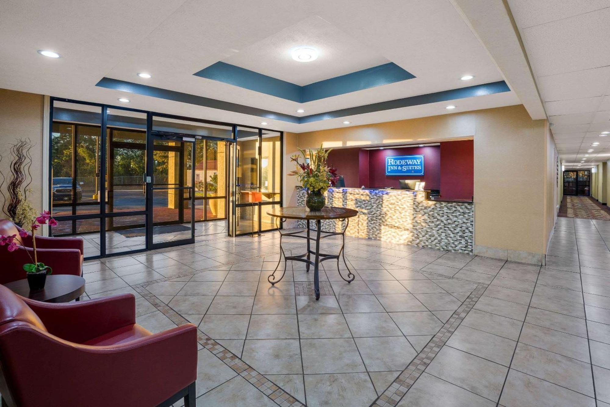 Rodeway Inn Brandon Buitenkant foto