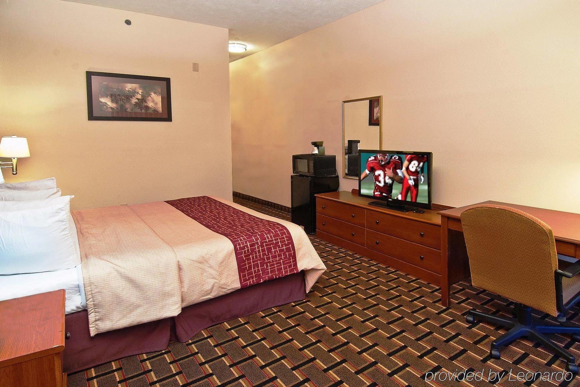 Rodeway Inn Brandon Buitenkant foto