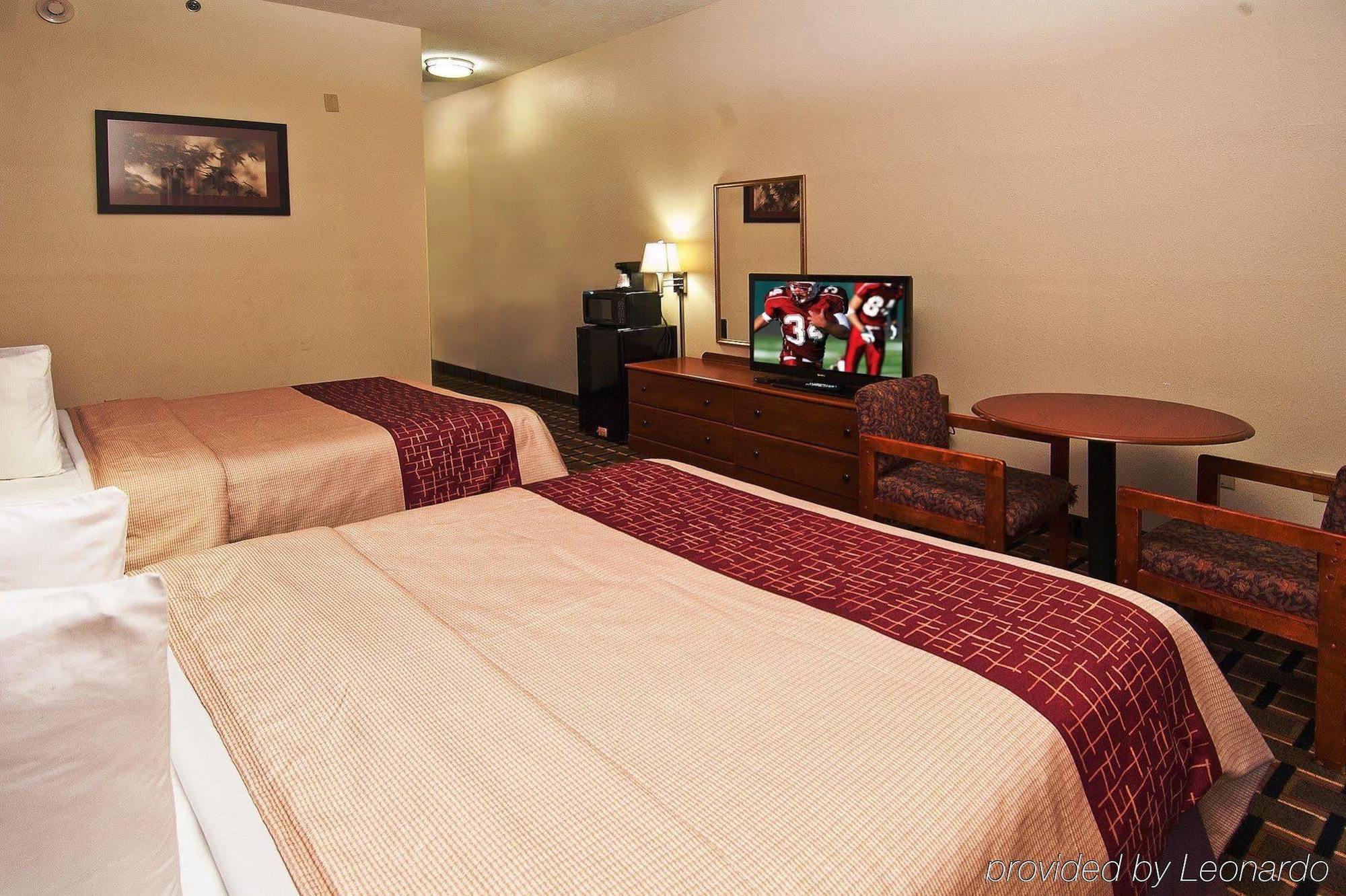 Rodeway Inn Brandon Buitenkant foto