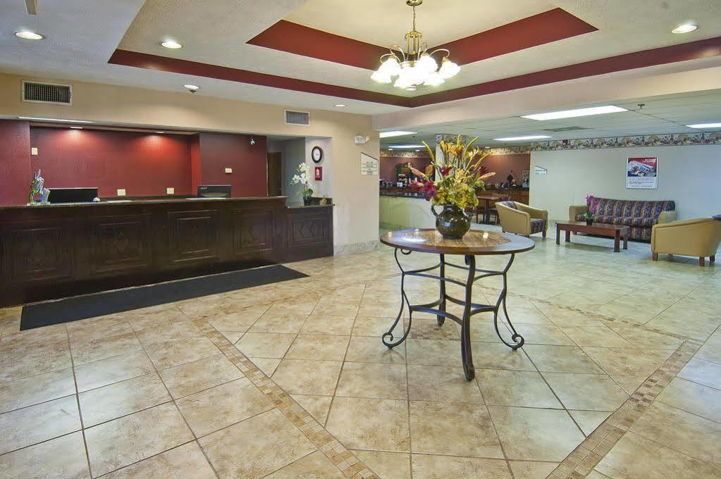 Rodeway Inn Brandon Buitenkant foto
