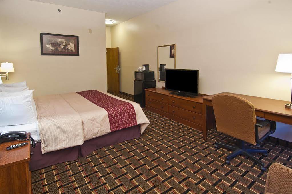 Rodeway Inn Brandon Buitenkant foto
