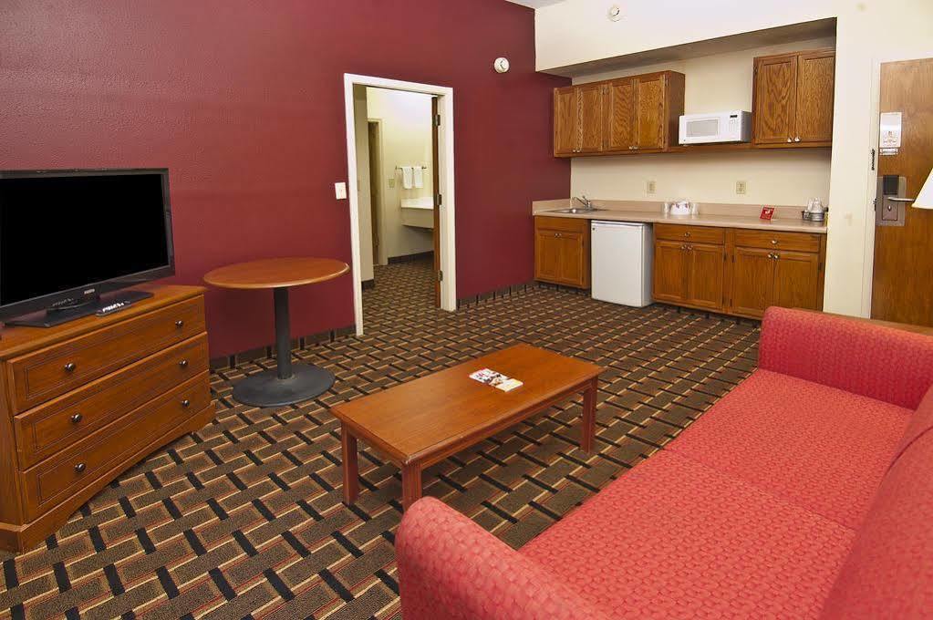 Rodeway Inn Brandon Buitenkant foto